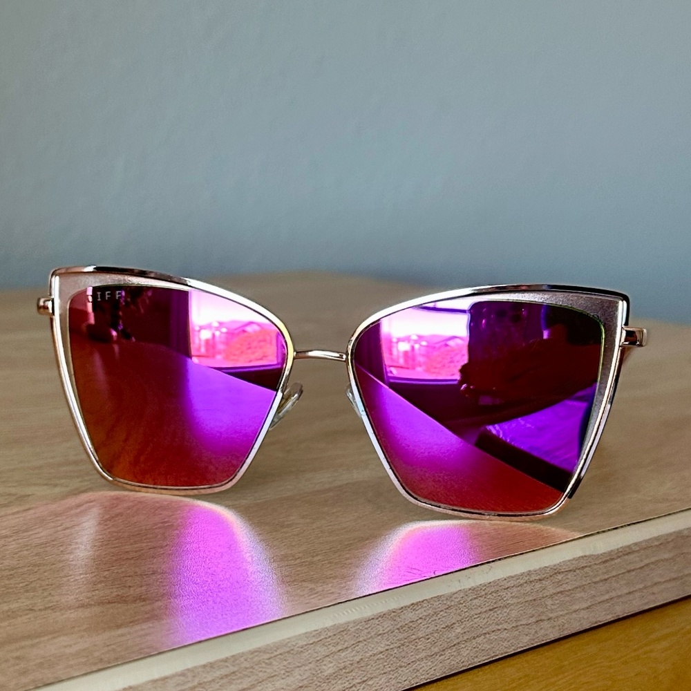 DIFF Charitable Eyewear - Becky Sunglasses